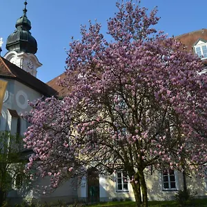 Haus Der Begegnung Heilig Geist Burghausen