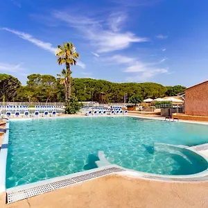 Camping Parc Saint James Oasis Village