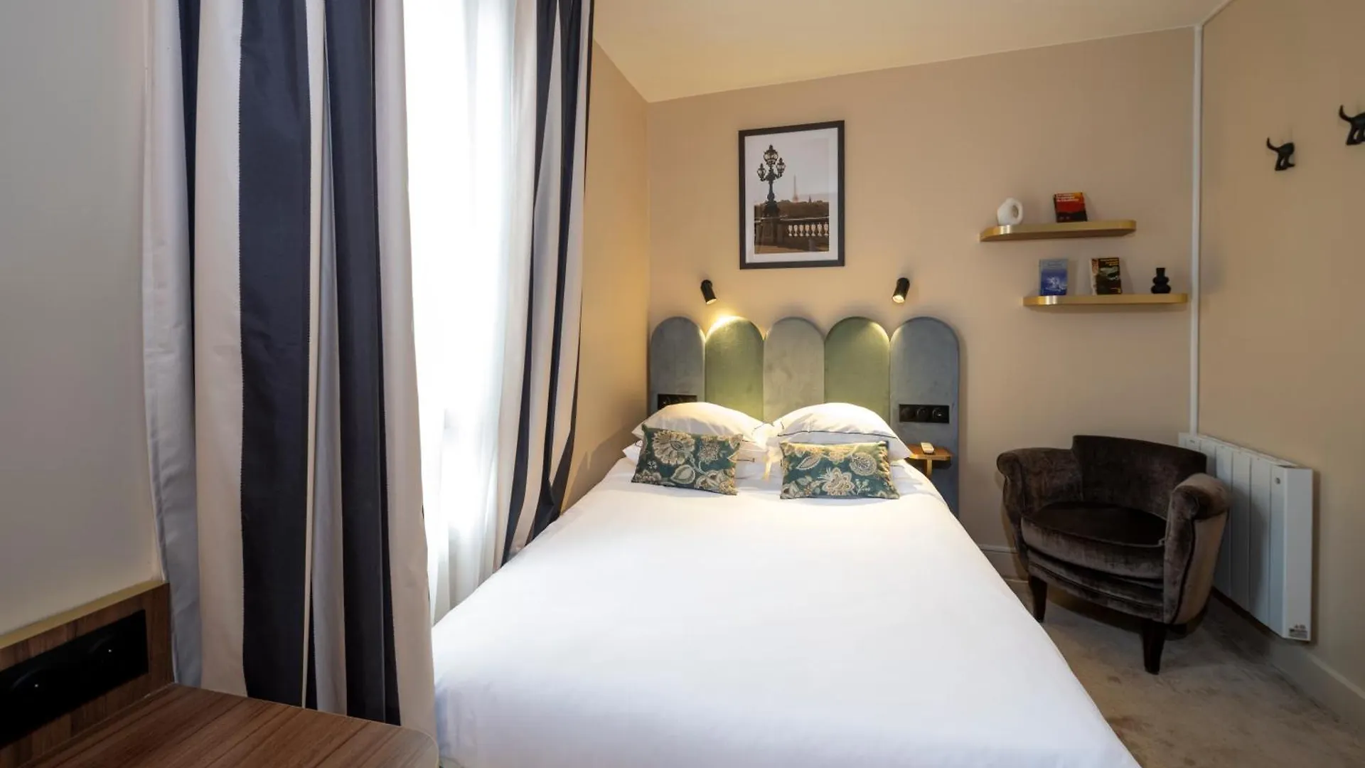 Hotel Boronali Paris