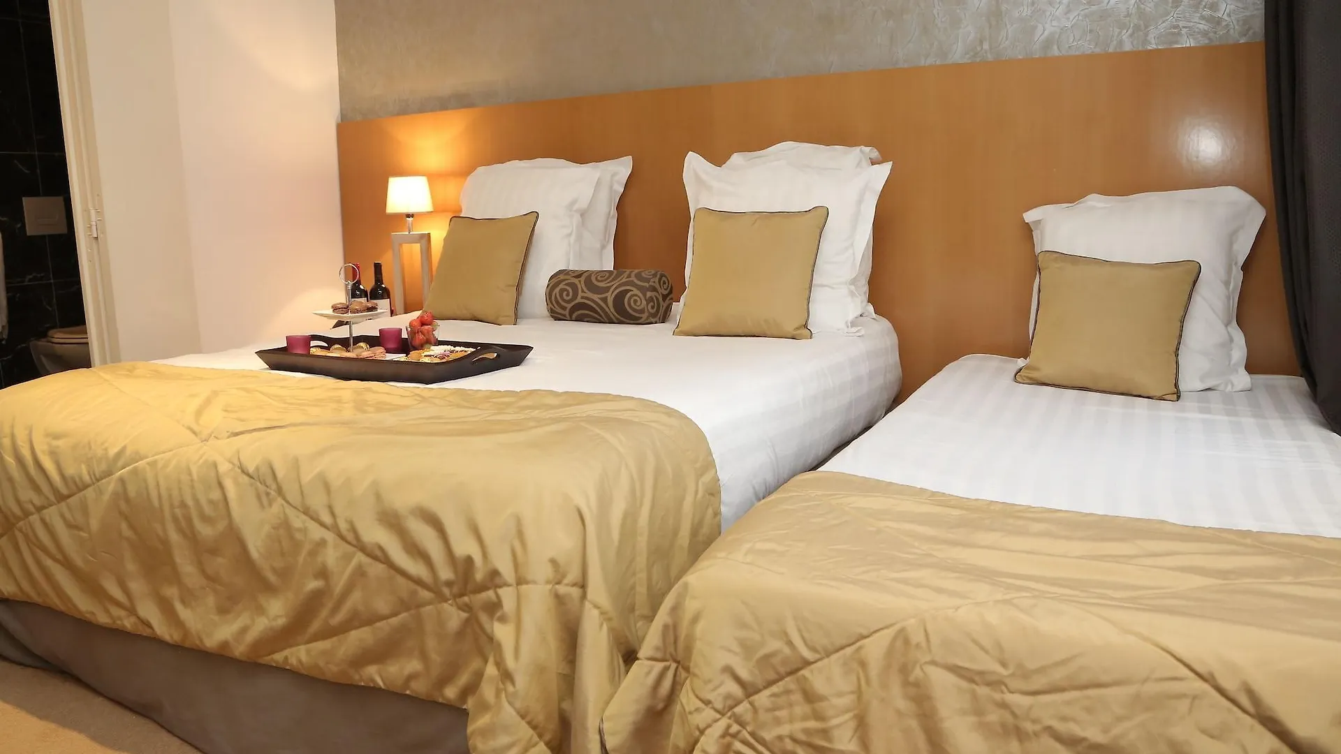 Hotel Boronali - Nouvellement Renove Paris 3*,