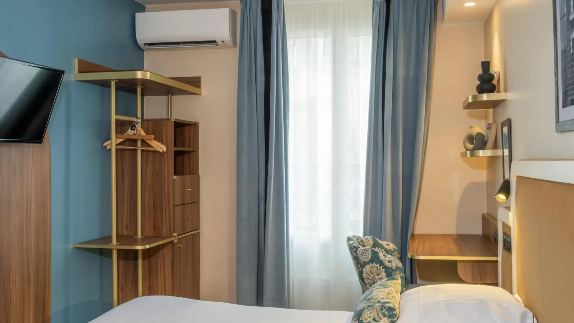Hotel Boronali - Nouvellement Renove Paris 3*,